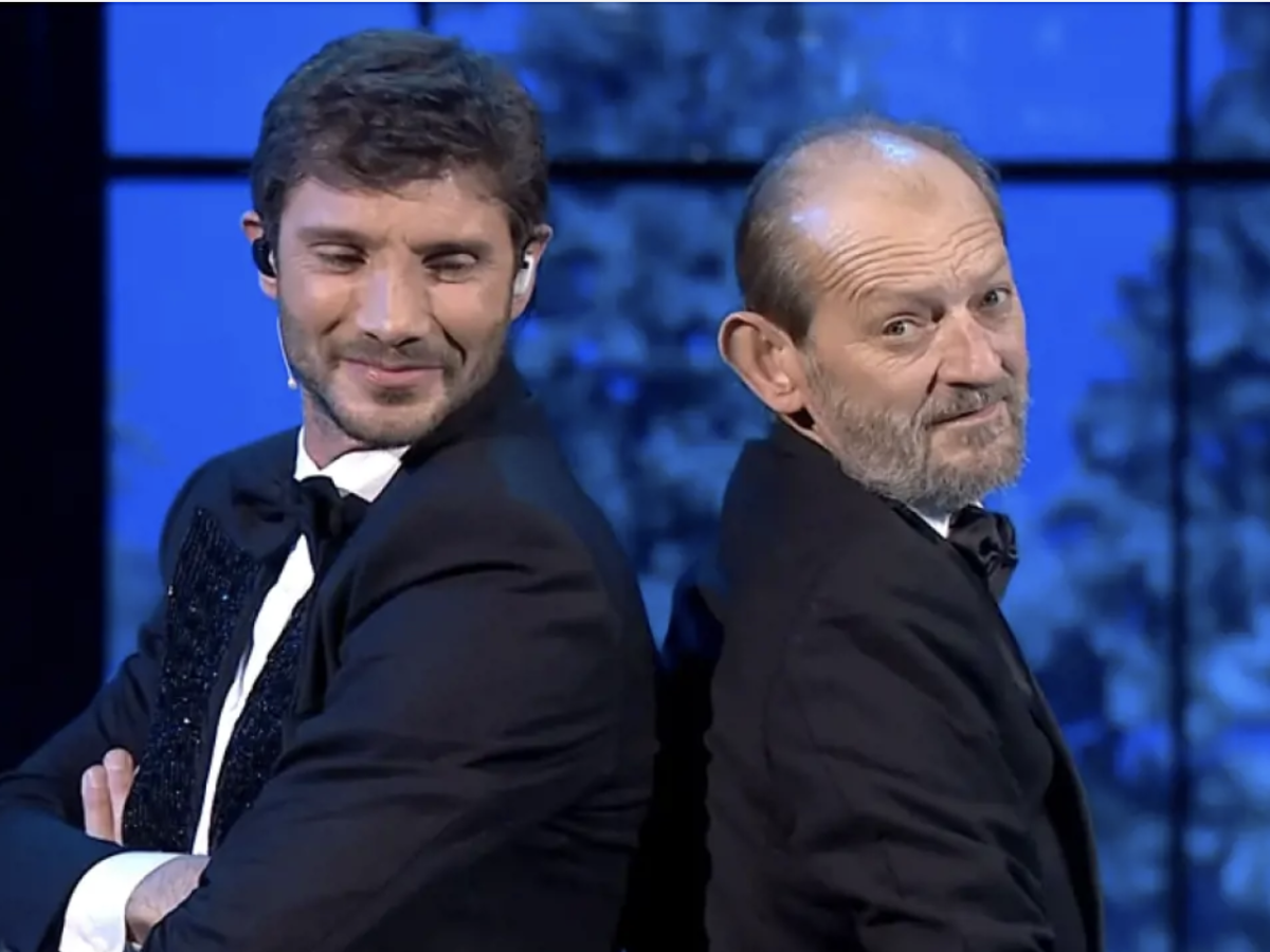 il dolore di stefano de martino per la morte del padre un fulmine a ciel sereno da Ilgiornale.it il dolore di stefano de martino per la morte del padre un fulmine a ciel sereno