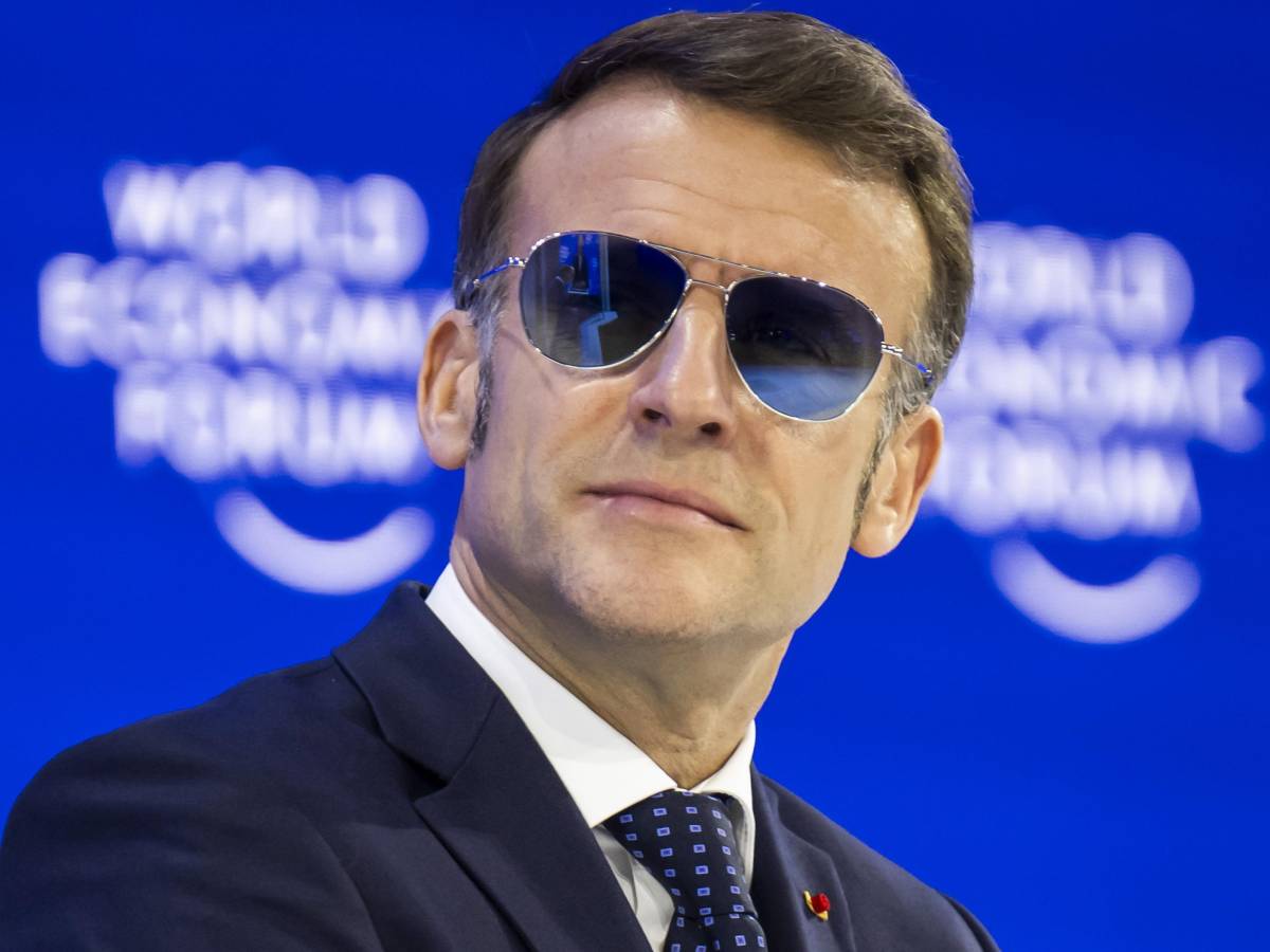 Gli Eurobond di Macron fanno cilecca: proposta bocciata da Berlino Gli Eurobond di Macron fanno cilecca: proposta bocciata da Berlino