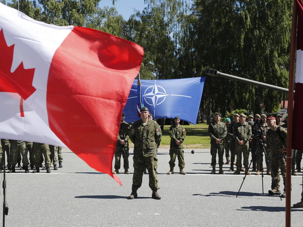 Trump scuote la Nato. E ora anche il Canada simula la guerra contro gli Usa
