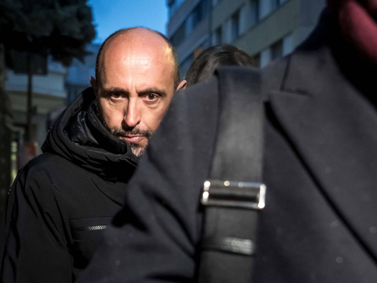 moretti e la riunione segreta dei dipendenti del constellation lui nega ma i fatti lo smentiscono da Ilgiornale.it moretti e la riunione segreta dei dipendenti del constellation lui nega ma i fatti lo smentiscono