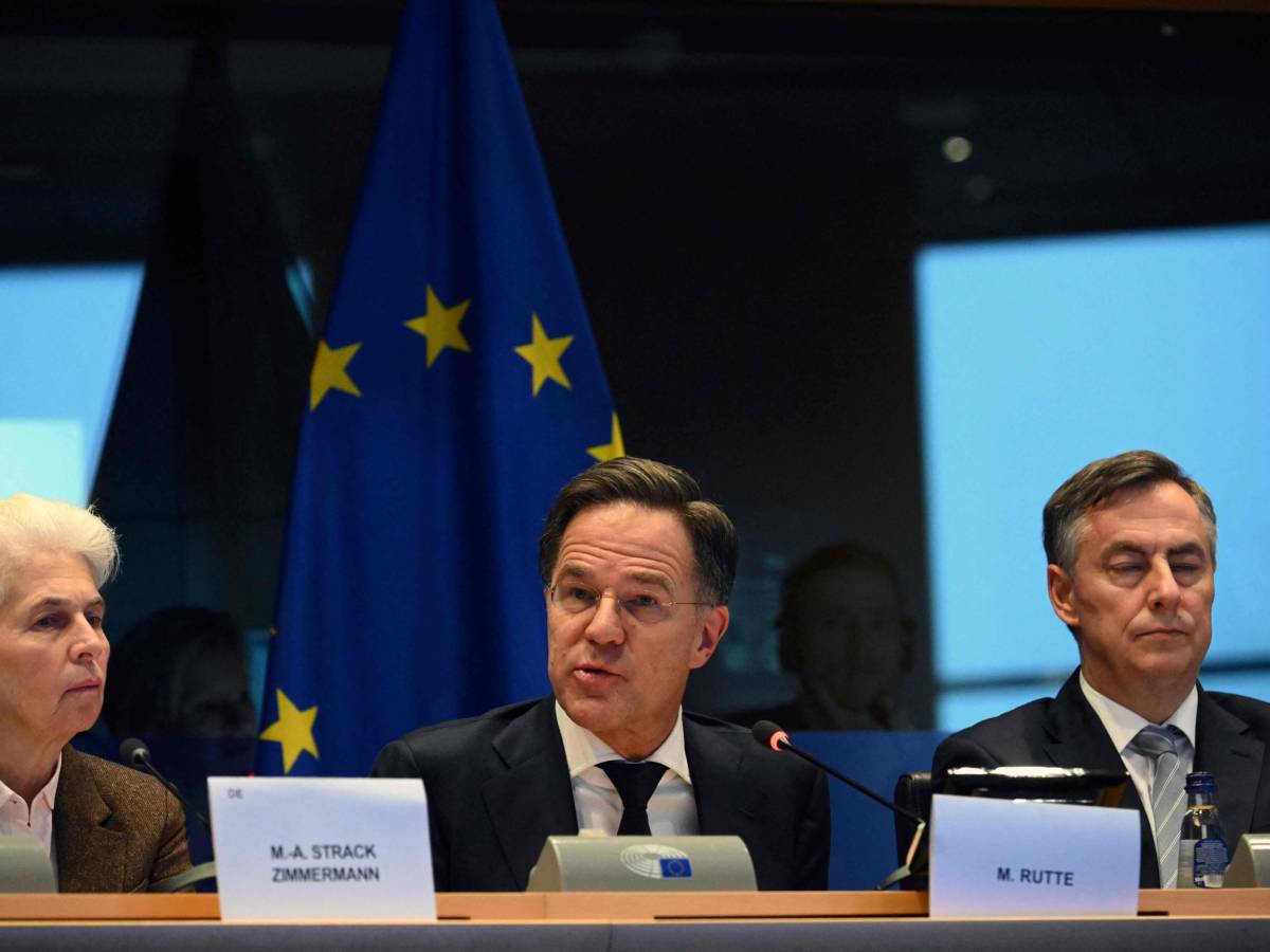 rutte all ue si schiera con trump ha ragione sull artico difendere l europa senza gli usa sognate da Ilgiornale.it rutte all ue si schiera con trump ha ragione sull artico difendere l europa senza gli usa sognate