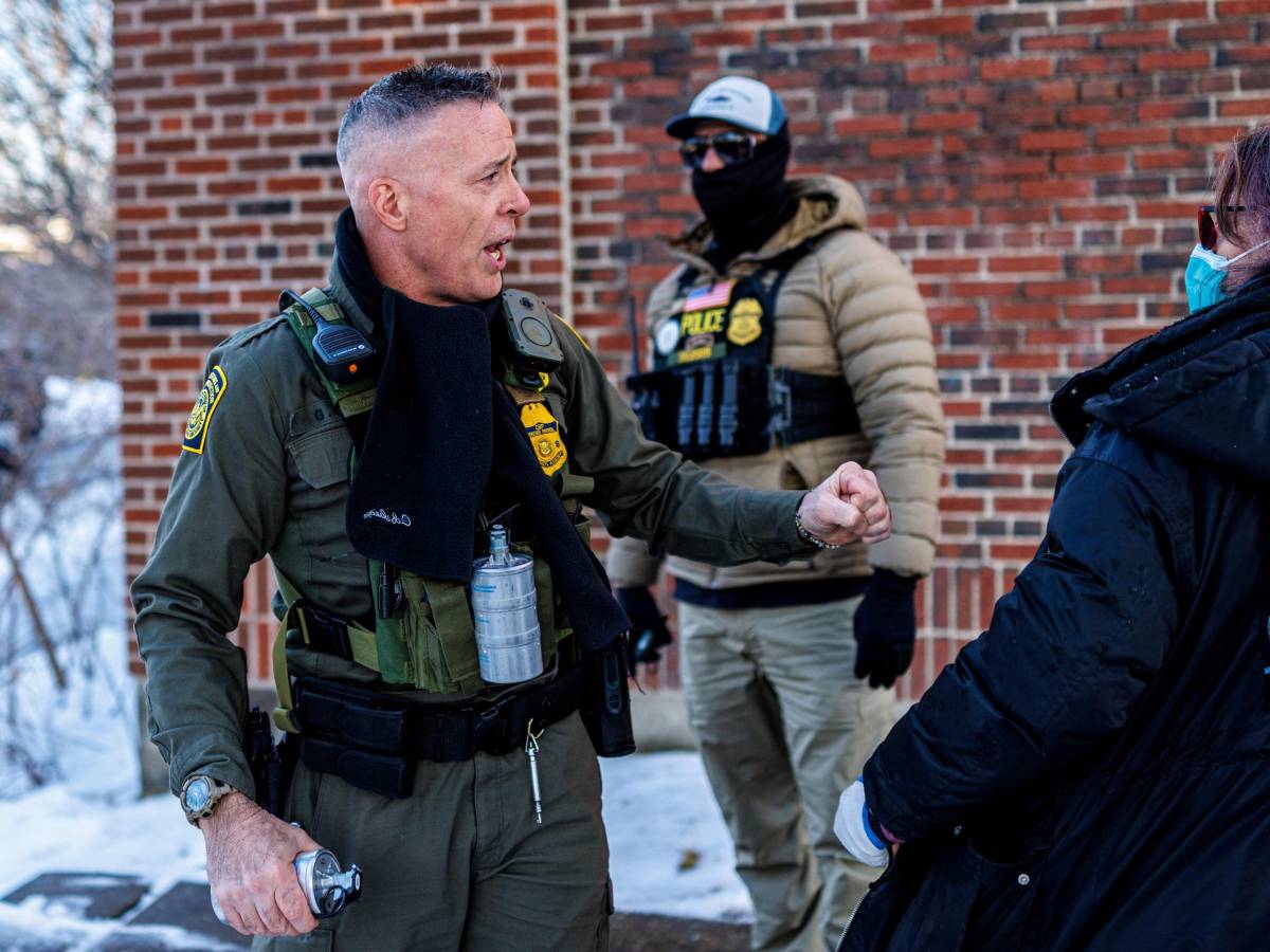 Trump frena su Minneapolis: il comandante della Border Patrol Bovino lascia la città: in arrivo il fedelissimo Homan