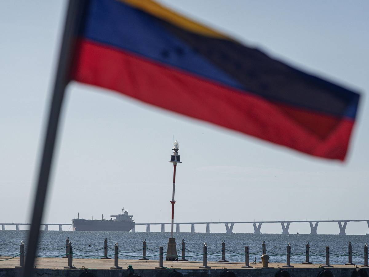 Il Venezuela apre ai privati nel petrolio, via libera del Parlamento