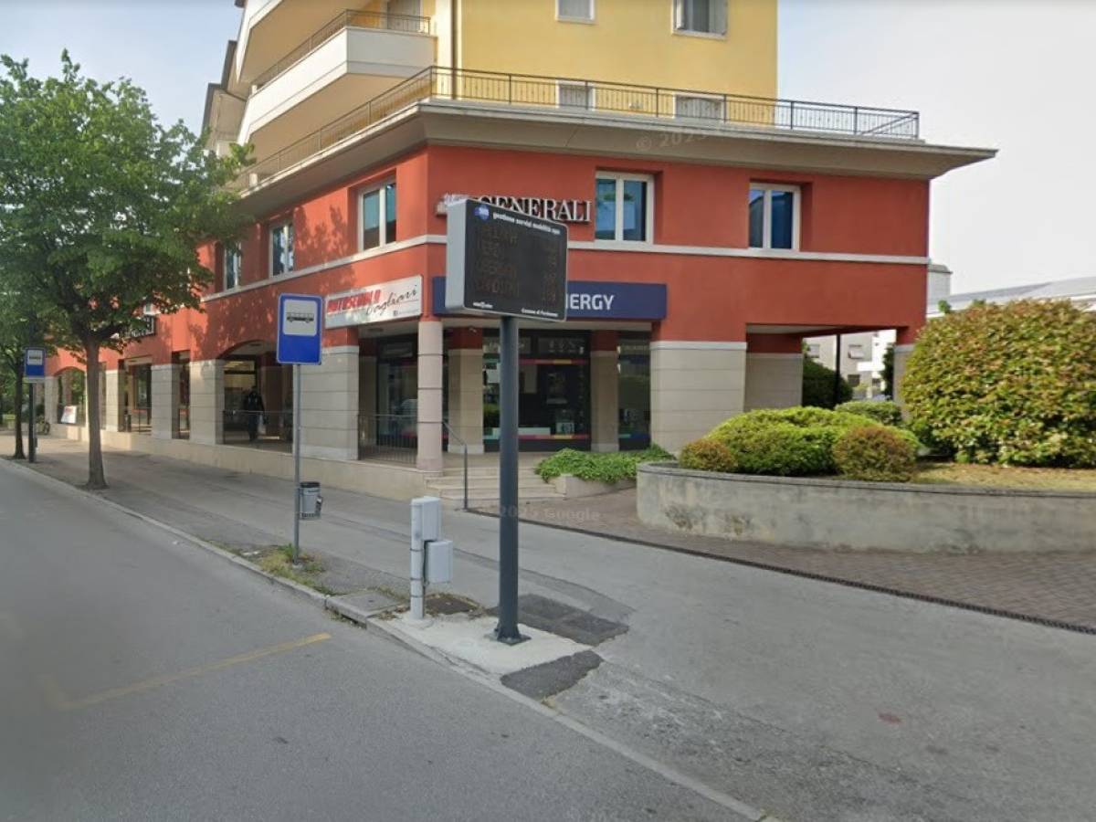 choc a pordenone inizia a bere alle 5 del mattino studente ubriaco collassa a scuola da Ilgiornale.it choc a pordenone inizia a bere alle 5 del mattino studente ubriaco collassa a scuola