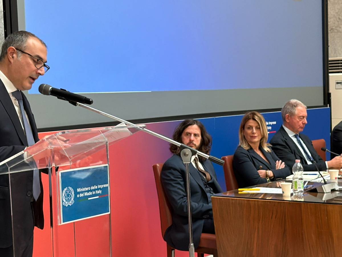 automotive urso con germania e anche francia per indicare la rotta all ue da Ilgiornale.it automotive urso con germania e anche francia per indicare la rotta all ue