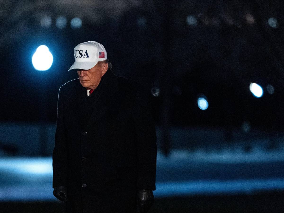 "Trump potrebbe autorizzare un attacco contro l "Trump potrebbe autorizzare un attacco contro l