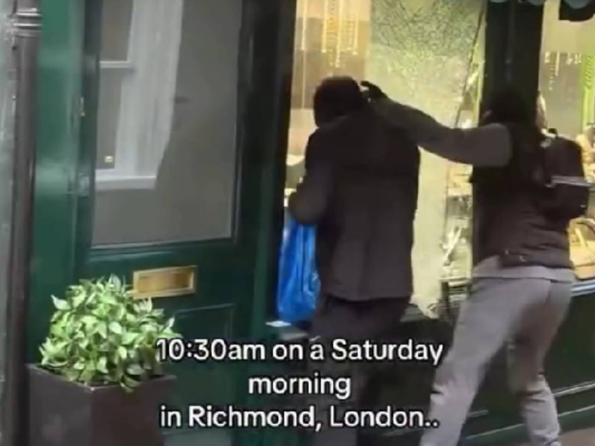 Rapina in pieno giorno a Richmond: il video choc