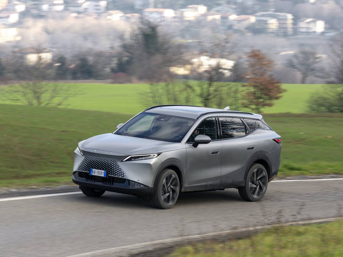 omoda 7 shs p arte tecnologica in movimento da Ilgiornale.it omoda 7 shs p arte tecnologica in movimento