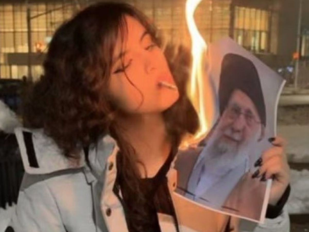 ho postato questa foto ma facebook l ha censurata dicendo che 232 un fake