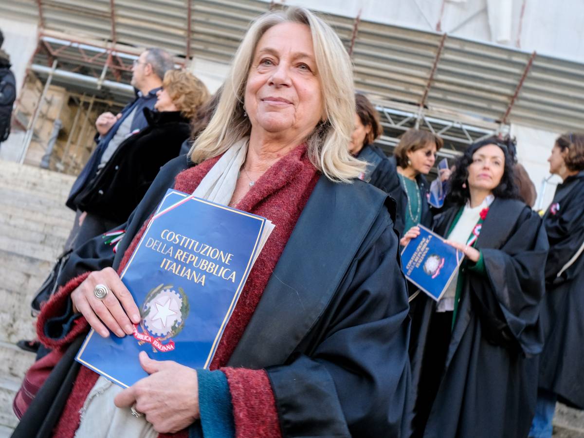 con i respingimenti in mare si minano i diritti di tutti silvia albano attacca il ddl migranti da Ilgiornale.it con i respingimenti in mare si minano i diritti di tutti silvia albano attacca il ddl migranti