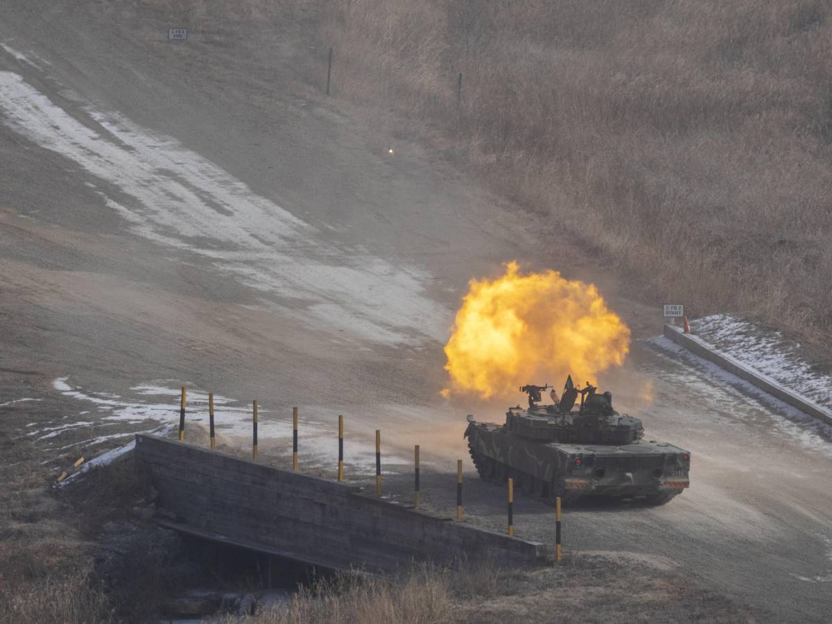 reti anti drone sui blindati quelli strani movimenti militari in corea da Ilgiornale.it reti anti drone sui blindati quelli strani movimenti militari in corea