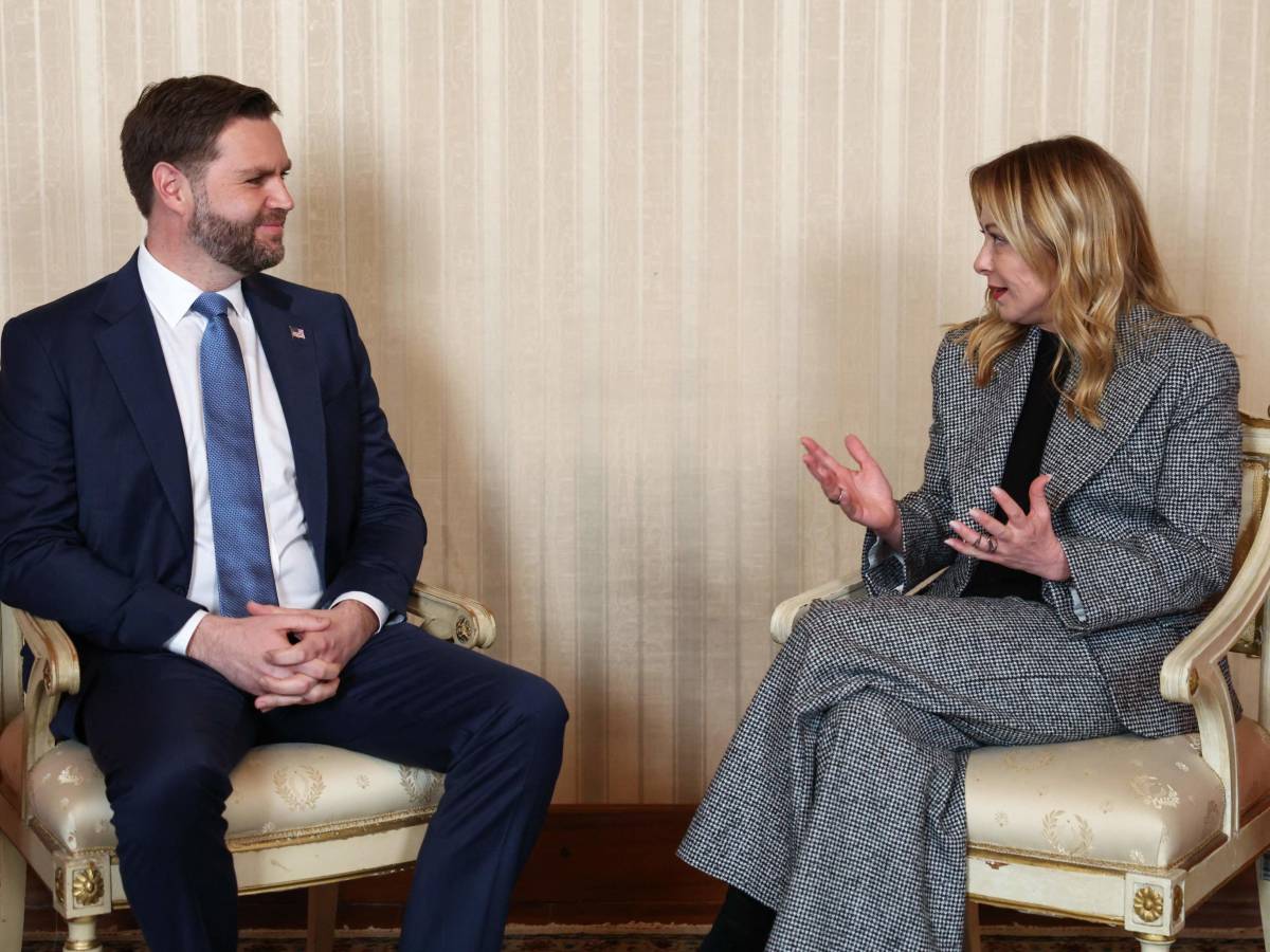 meloni accoglie jd vance al lavoro su molti dossier ecco tutti i temi sul tavolo da Ilgiornale.it meloni accoglie jd vance al lavoro su molti dossier ecco tutti i temi sul tavolo