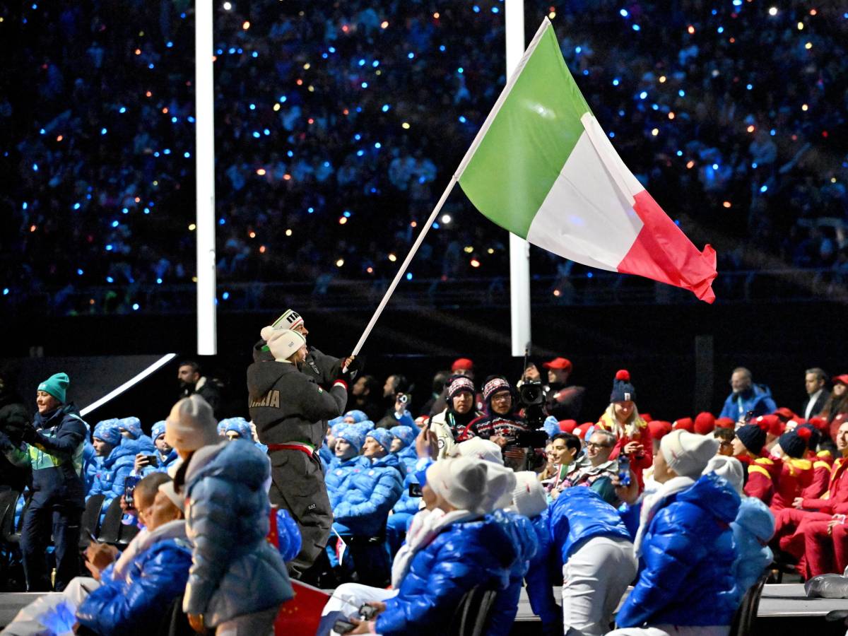 Olimpiadi, il lieto fine per il ragazzino lasciato a piedi dall’autobus presente all’alzabandiera