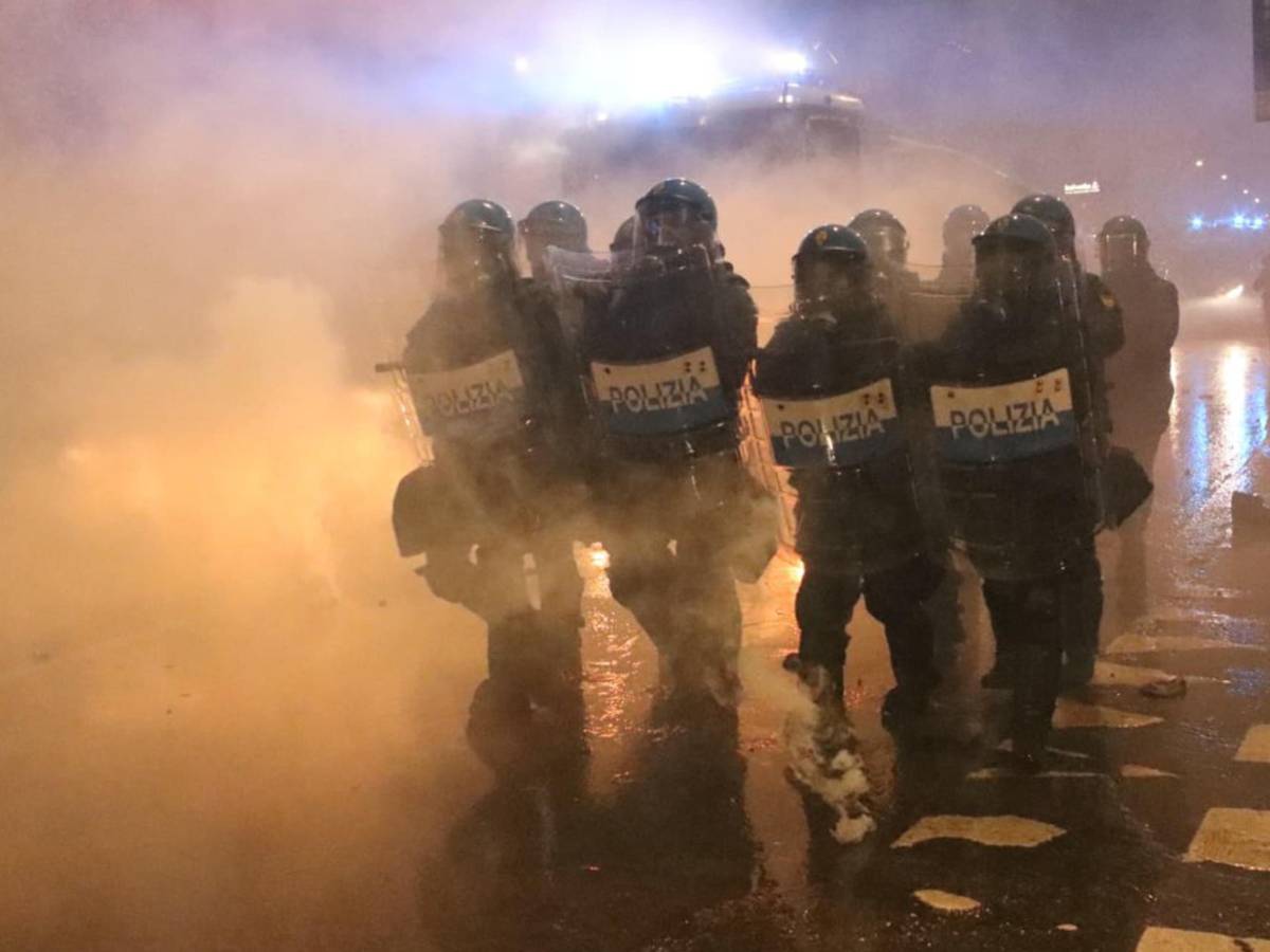 nemici dell italia la lezione d meloni contro la piazza anti olimpiadi da Ilgiornale.it nemici dell italia la lezione d meloni contro la piazza anti olimpiadi