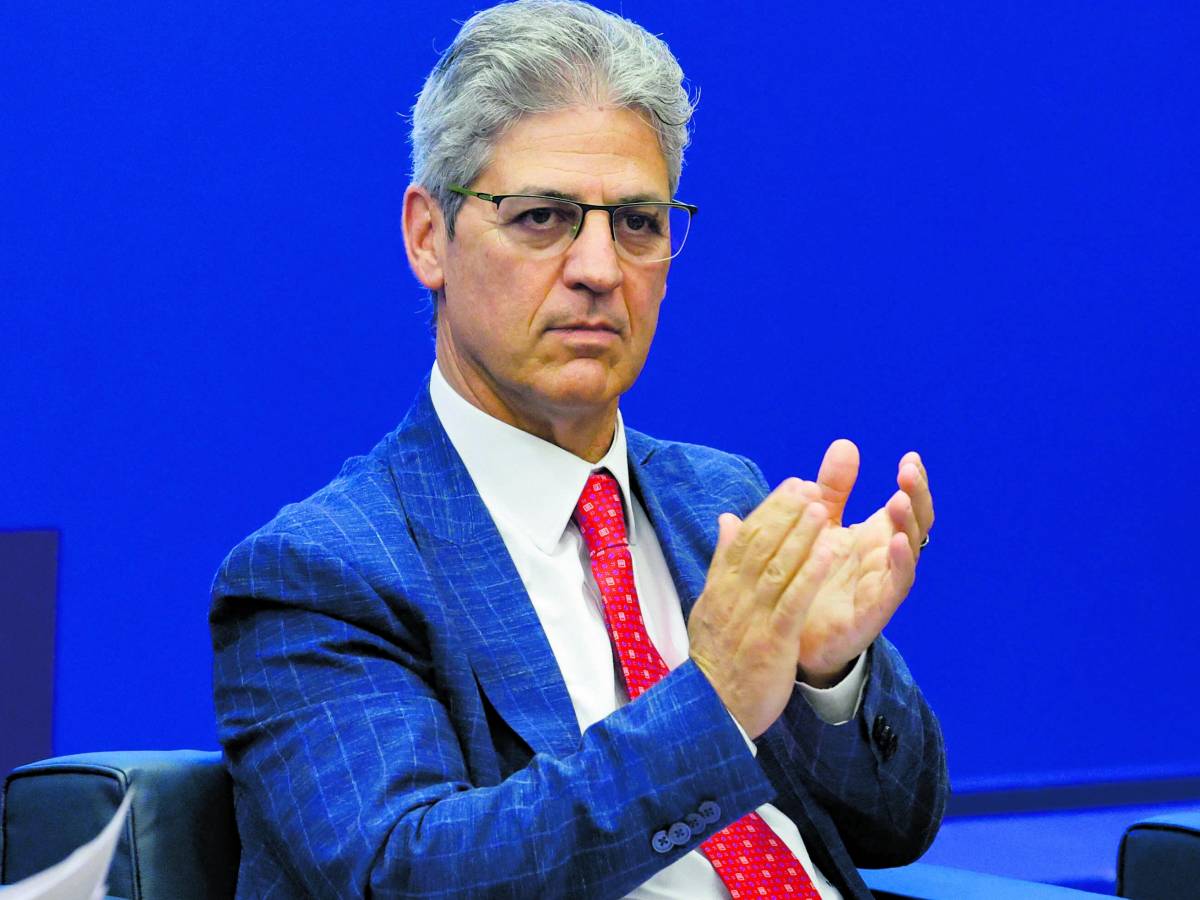 firme in sciopero contro petrecca e adesso provano a zittire cerno da Ilgiornale.it firme in sciopero contro petrecca e adesso provano a zittire cerno