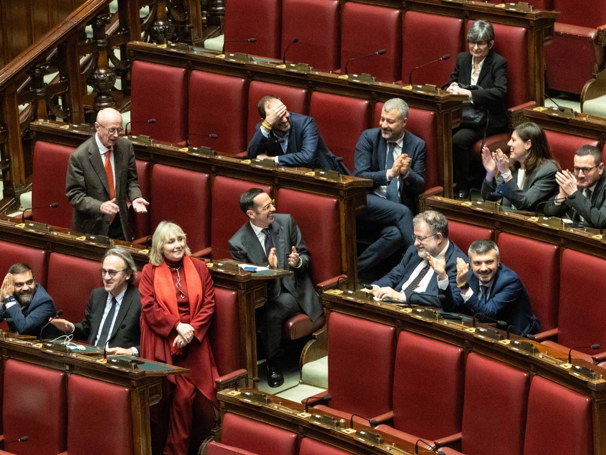 decreto lavoro c 232 il primo s236 alla camera ora il testo passa al senato da Ilgiornale.it decreto lavoro c 232 il primo s236 alla camera ora il testo passa al senato