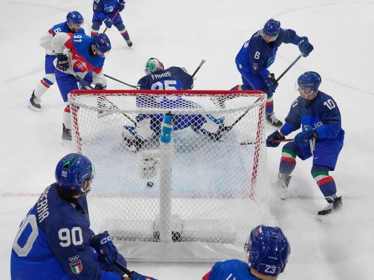 hockey un8217ottima italia cede alla slovacchia azzurri ancora fermi a zero punti da Ilgiornale.it hockey un8217ottima italia cede alla slovacchia azzurri ancora fermi a zero punti
