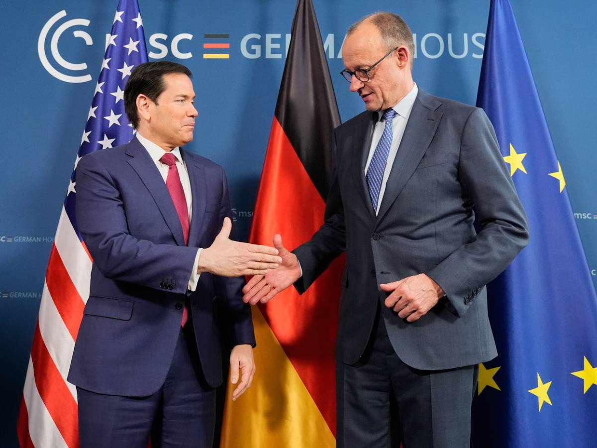 La mossa del segretario di Stato che si muove per il dopo Trump. E il pensiero lento degli europei ancora fermi ai Maga di Vance La mossa del segretario di Stato che si muove per il dopo Trump. E il pensiero lento degli europei ancora fermi ai Maga di Vance