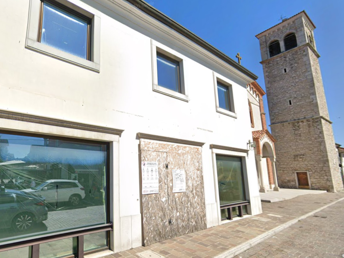 ramadan a monfalcone il prete apre la chiesa per la preghiera islamica da Ilgiornale.it ramadan a monfalcone il prete apre la chiesa per la preghiera islamica