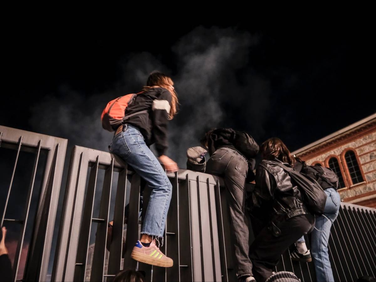 manifestazioni pro pal 18 misure cautelari a torino repressione della lotta per la palestina da Ilgiornale.it manifestazioni pro pal 18 misure cautelari a torino repressione della lotta per la palestina