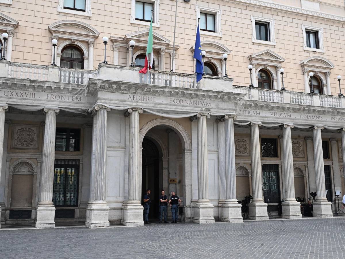 pensioni bufale da talk tutti sparano sul sistema ma ecco i veri numeri da Ilgiornale.it pensioni bufale da talk tutti sparano sul sistema ma ecco i veri numeri