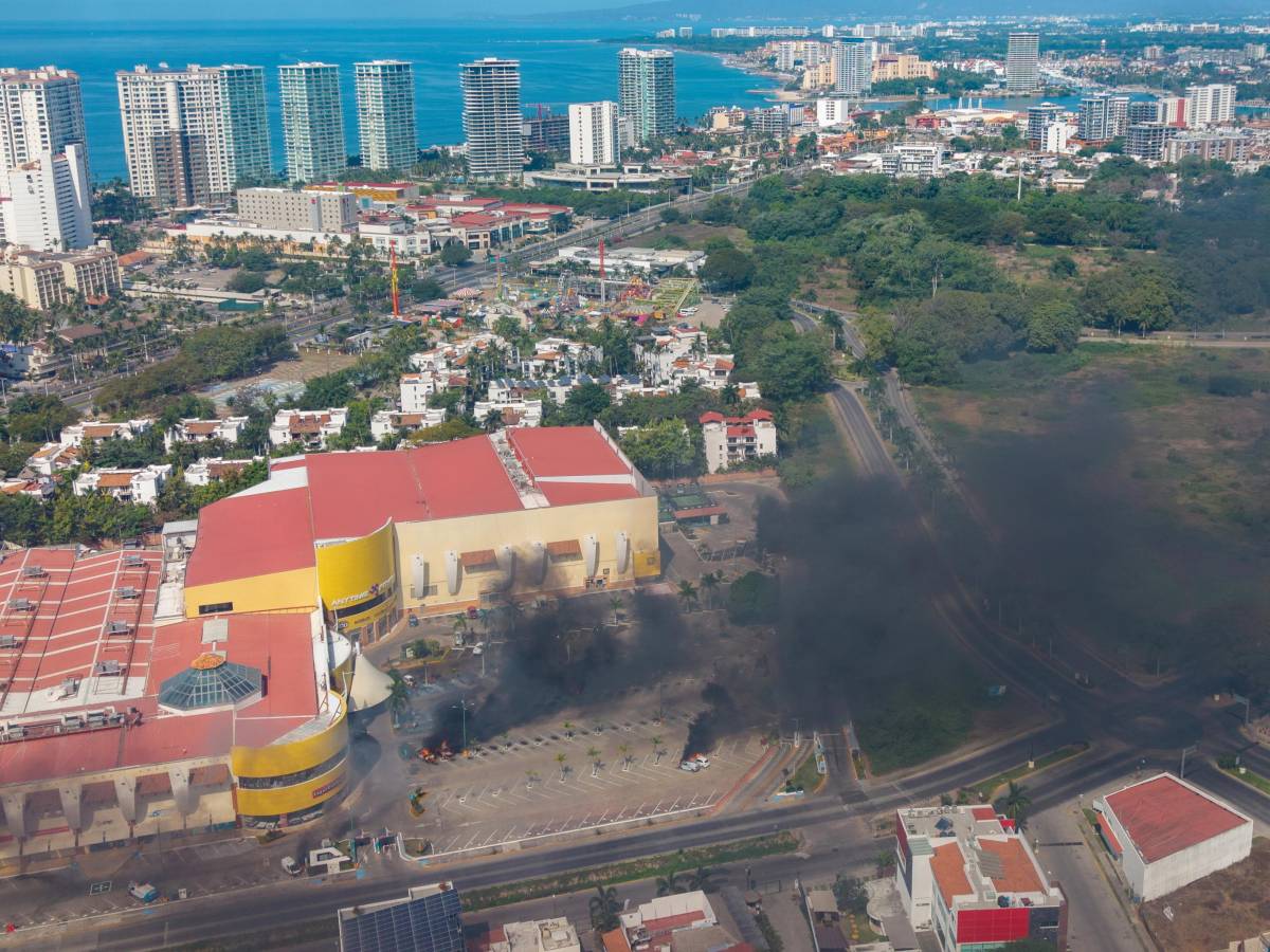 messico nel caos dopo la morte di el mencho almeno 26 morti da Ilgiornale.it messico nel caos dopo la morte di el mencho almeno 26 morti