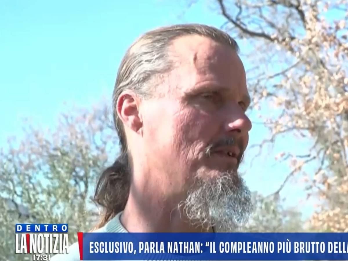 famiglia nel bosco il dolore di pap224 nathan nessuna festa per il mio compleanno siamo tutti tristi da Ilgiornale.it famiglia nel bosco il dolore di pap224 nathan nessuna festa per il mio compleanno siamo tutti tristi