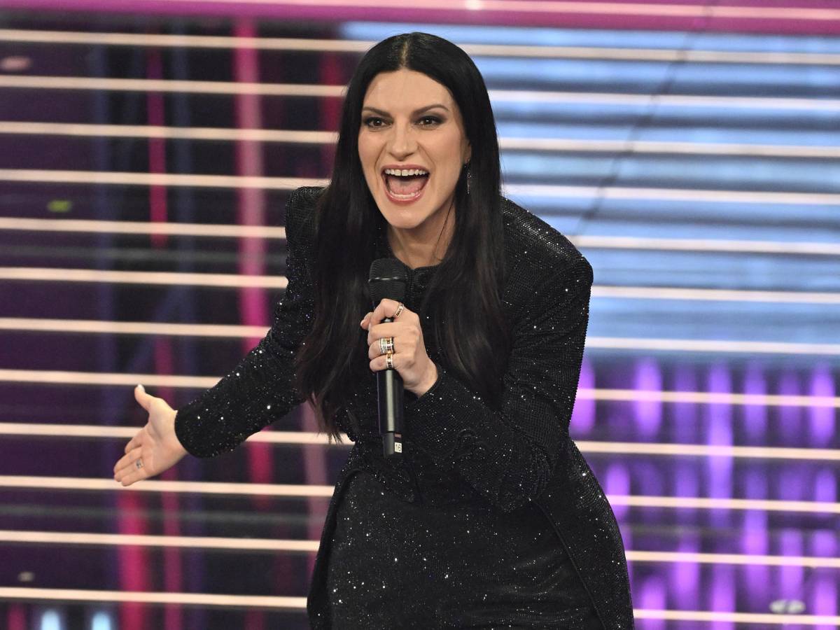 laura pausini apre la seconda serata di sanremo nicol242 filippucci primo finalista delle nuove proposte co conduttori achille lauro pilar fogliati e lillo da Ilgiornale.it laura pausini apre la seconda serata di sanremo nicol242 filippucci primo finalista delle nuove proposte co conduttori achille lauro pilar fogliati e lillo