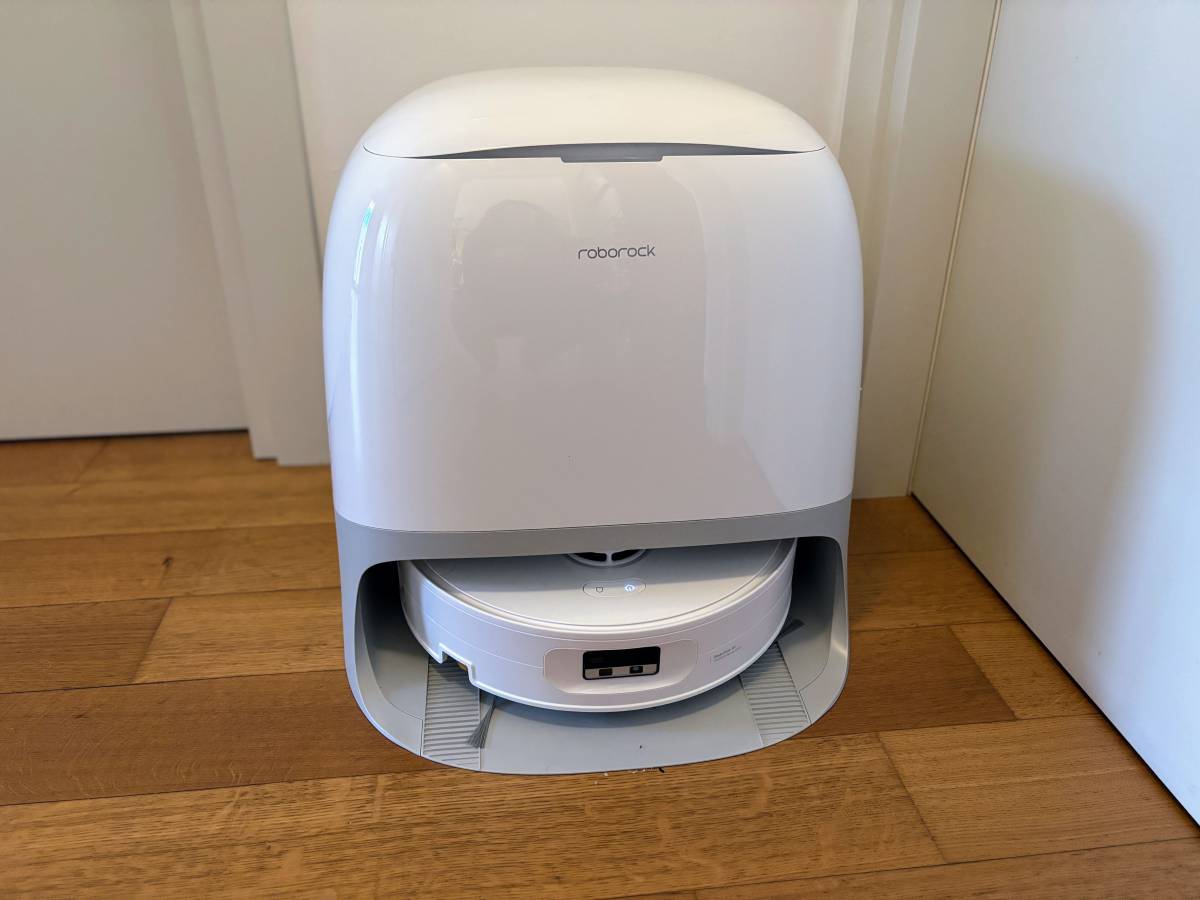 Roborock Qrevo Curv 2 Flow: la recensione del robot a rullo