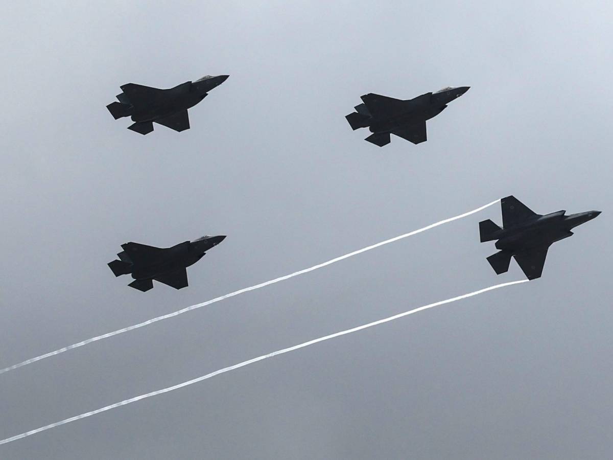 usa contro i missili israele a caccia del regime la strategia complementare per colpire teheran da Ilgiornale.it usa contro i missili israele a caccia del regime la strategia complementare per colpire teheran