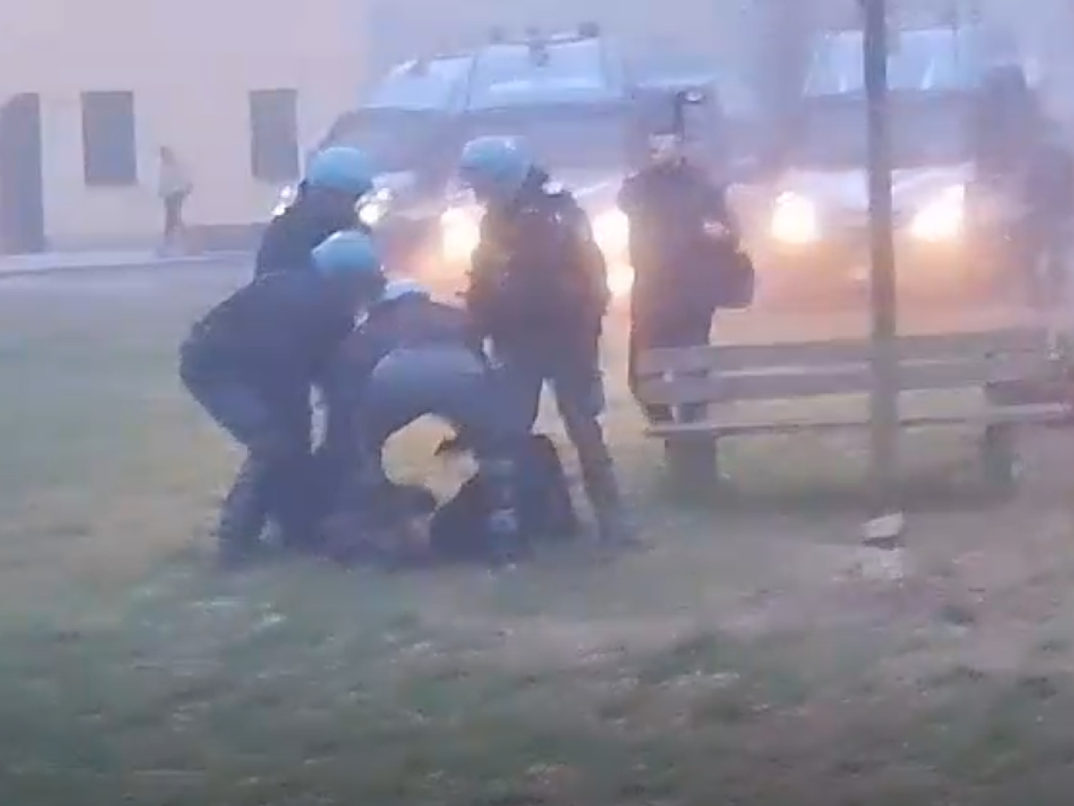 Sgombero del presidio ambientalista contro costruzione del Museo dei Bambini a Bologna