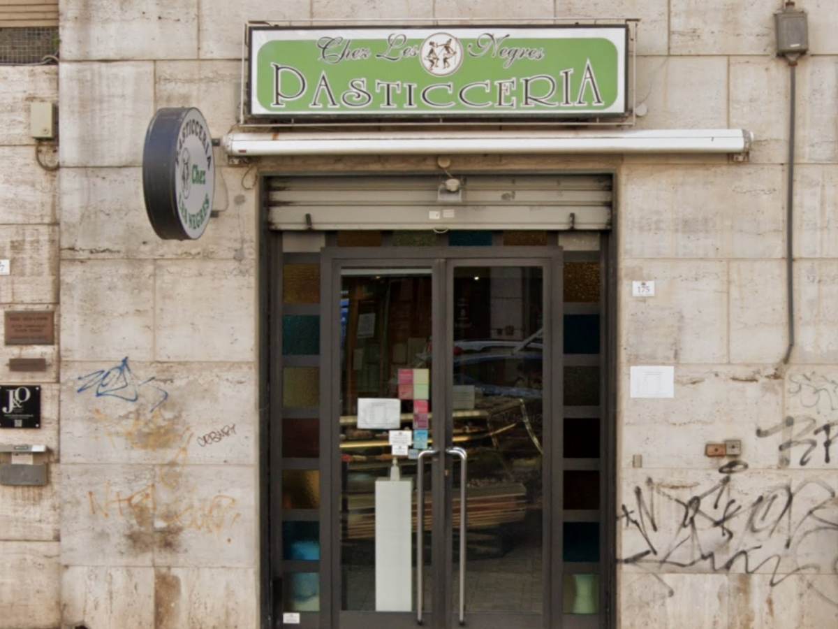 pasticceria chez le negres accusata di razzismo ma il titolare 232 di origine tunisina da Ilgiornale.it pasticceria chez le negres accusata di razzismo ma il titolare 232 di origine tunisina