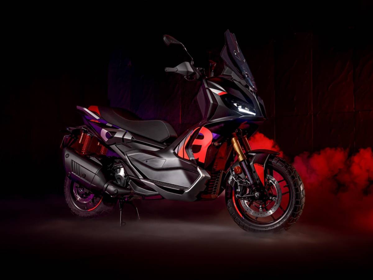 aprilia sr gt 400 scatta il prebooking motore da 36 cv e prezzo da 6750 euro da Ilgiornale.it aprilia sr gt 400 scatta il prebooking motore da 36 cv e prezzo da 6750 euro