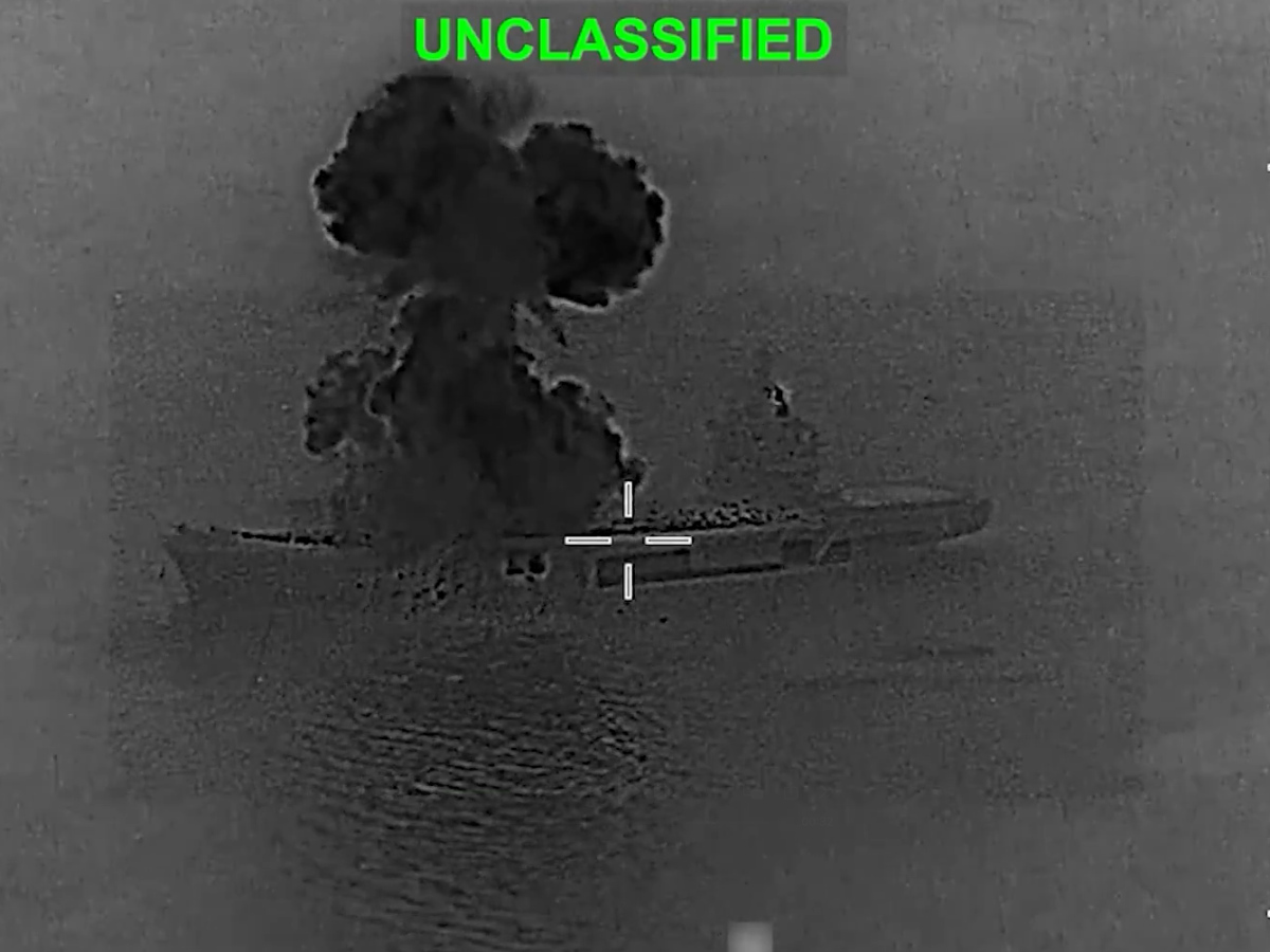 colpita la porta droni iraniana shahid bagheri cos236 gli usa dominano la guerra sul mare da Ilgiornale.it colpita la porta droni iraniana shahid bagheri cos236 gli usa dominano la guerra sul mare