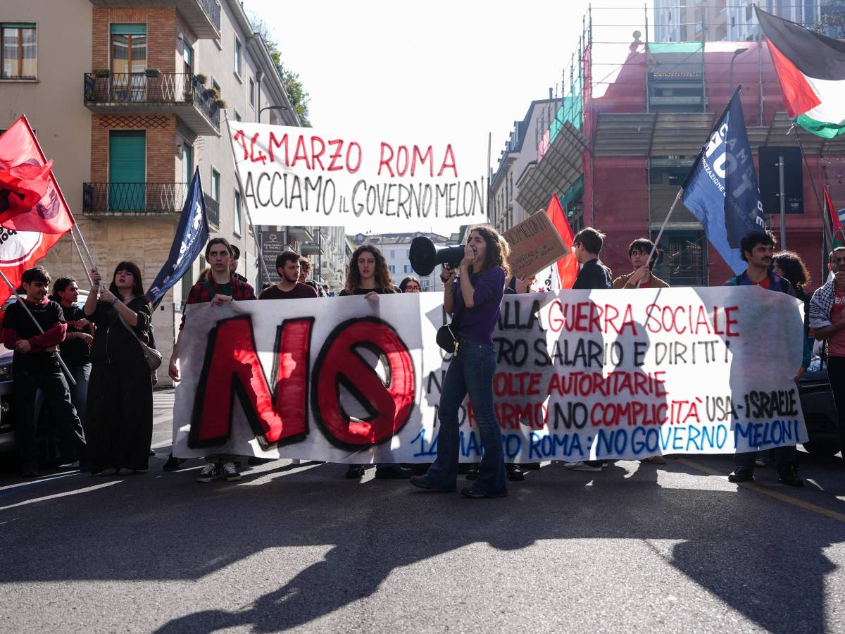sfila la galleria degli errori dal carcere per somiglianza alle tangenti fantasma da Ilgiornale.it sfila la galleria degli errori dal carcere per somiglianza alle tangenti fantasma