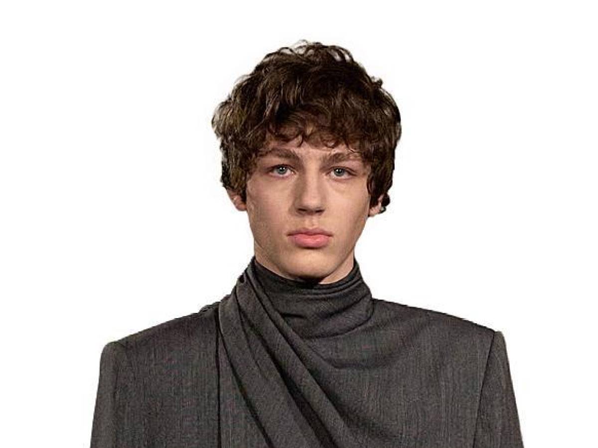 Il nuovo Valentino di Alessandro Michele. La grande bellezza va in scena a Roma. "L’Interferenza sono io"