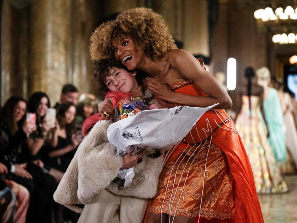 mamma sono un sarto storia di max alexander il prodigio con ago e filo che ha solo dieci anni da Ilgiornale.it mamma sono un sarto storia di max alexander il prodigio con ago e filo che ha solo dieci anni