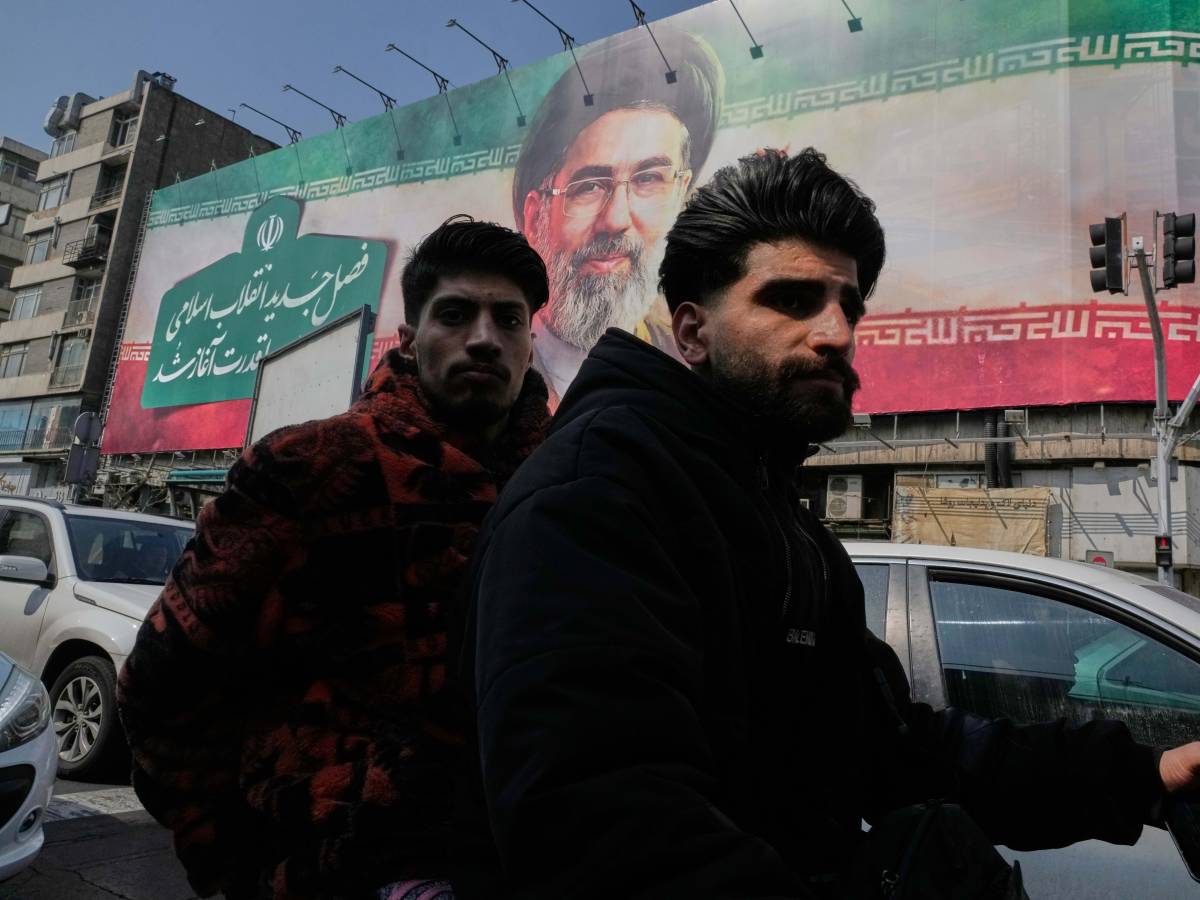 iran i pasdaran braccheremo e uccideremo netanyahu trump mojtaba khamenei non so se sia vivo da Ilgiornale.it iran i pasdaran braccheremo e uccideremo netanyahu trump mojtaba khamenei non so se sia vivo