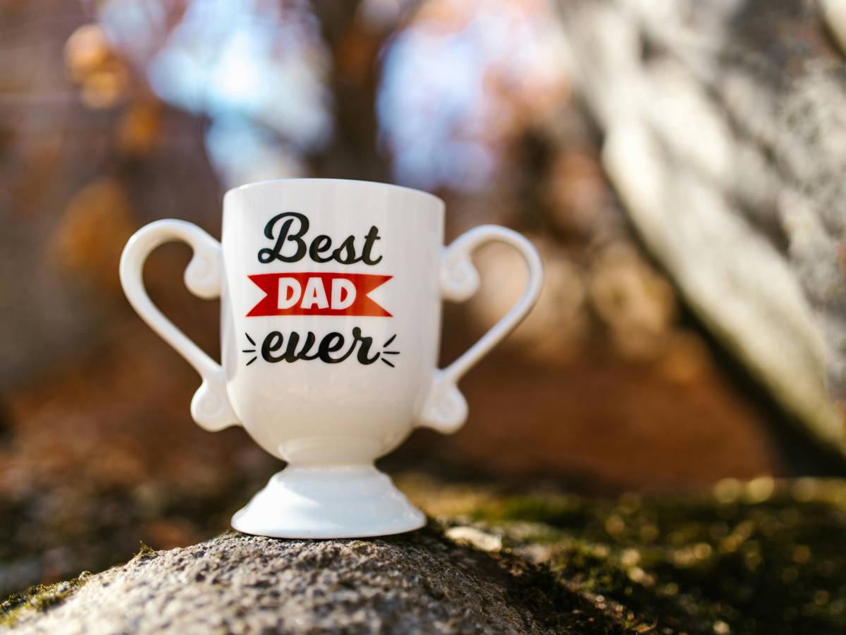 auguri per la festa del pap224 i messaggi pi249 belli da inviare su whatsapp da Ilgiornale.it auguri per la festa del pap224 i messaggi pi249 belli da inviare su whatsapp