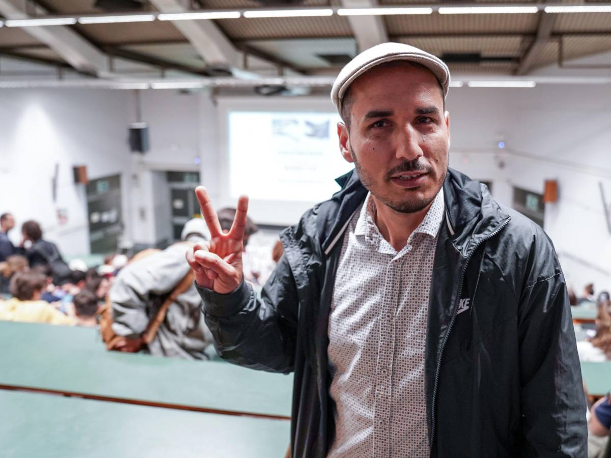 Missili iraniani e frasi choc, nuova bufera su Baya: oggi ospite dei 5Stelle alla Camera Missili iraniani e frasi choc, nuova bufera su Baya: oggi ospite dei 5Stelle alla Camera