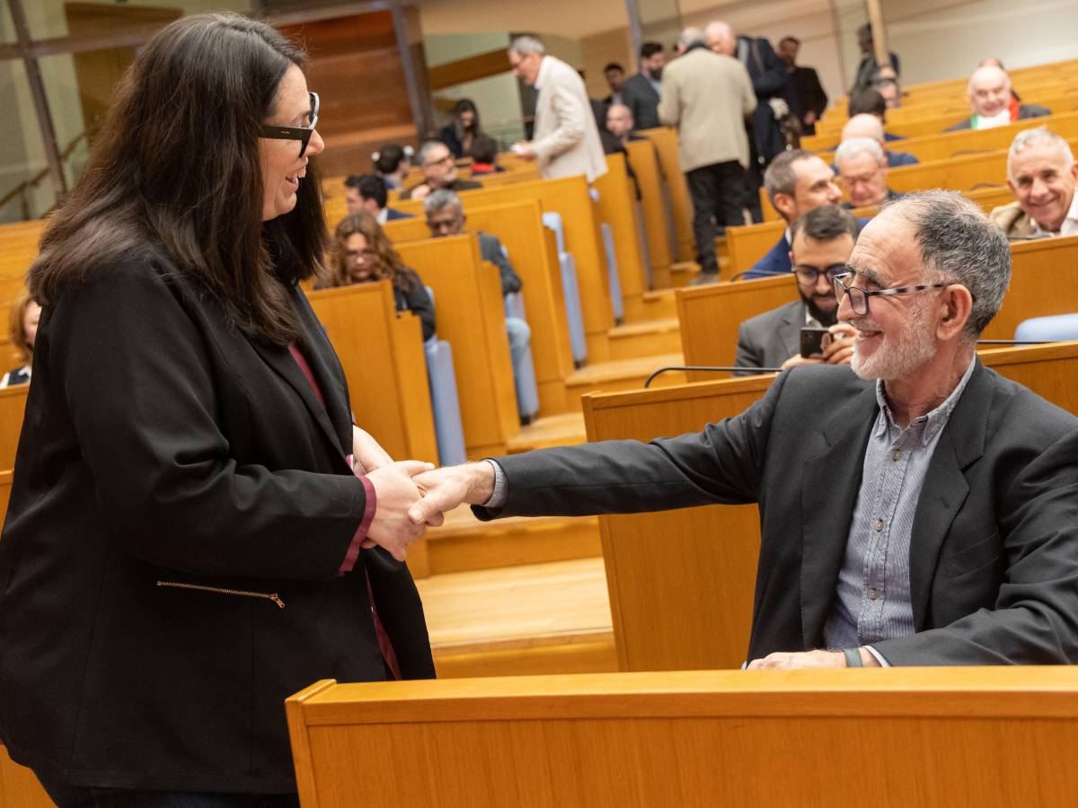 i 5s arruolano i carc la deputata ascari vi sono vicina da Ilgiornale.it i 5s arruolano i carc la deputata ascari vi sono vicina