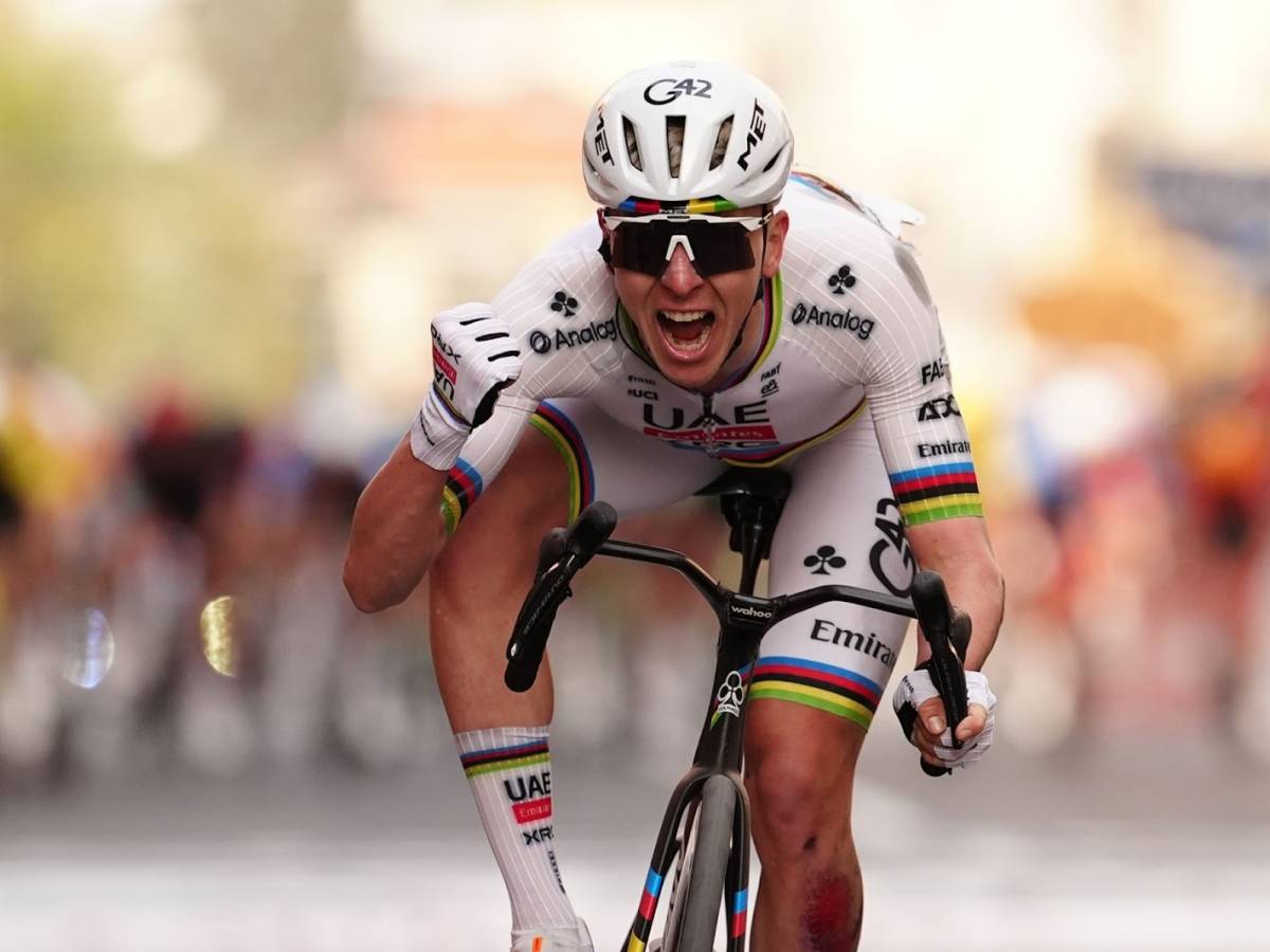 milano sanremo pogacar nella storia vince per la prima volta in volata nonostante la caduta da Ilgiornale.it milano sanremo pogacar nella storia vince per la prima volta in volata nonostante la caduta