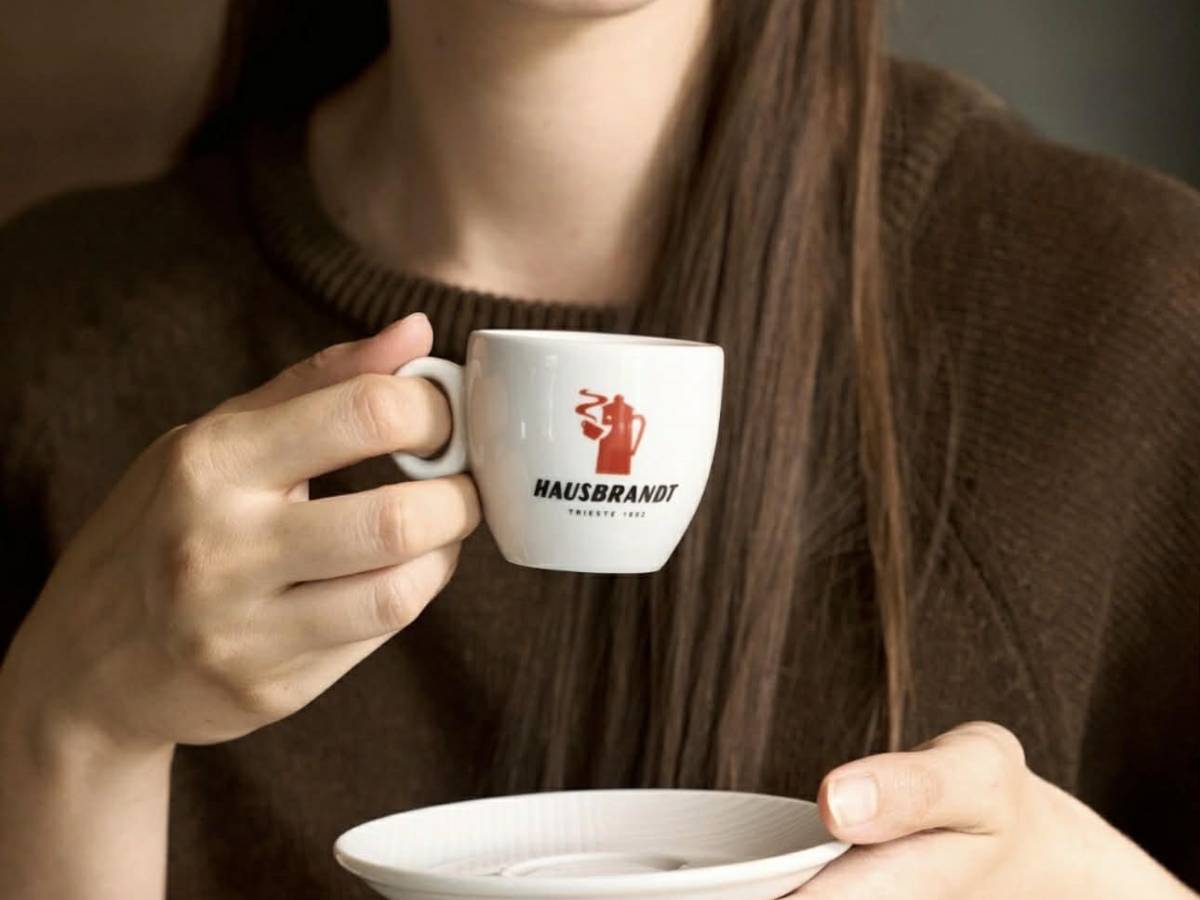 hausbrandt racconta le terre del caff232 attraverso tre monorigini da Ilgiornale.it hausbrandt racconta le terre del caff232 attraverso tre monorigini