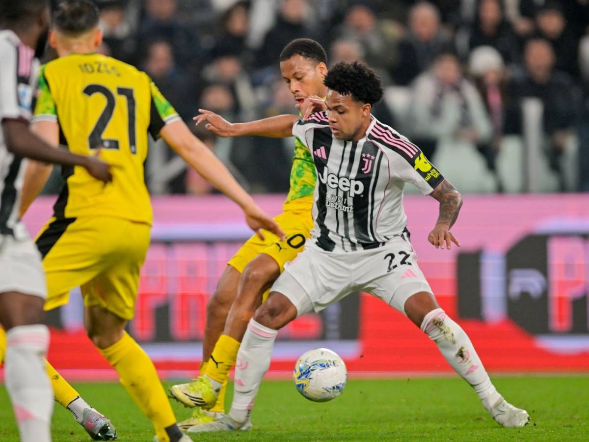 la juventus domina ma viene ripresa dal sassuolo locatelli sbaglia un rigore da Ilgiornale.it la juventus domina ma viene ripresa dal sassuolo locatelli sbaglia un rigore