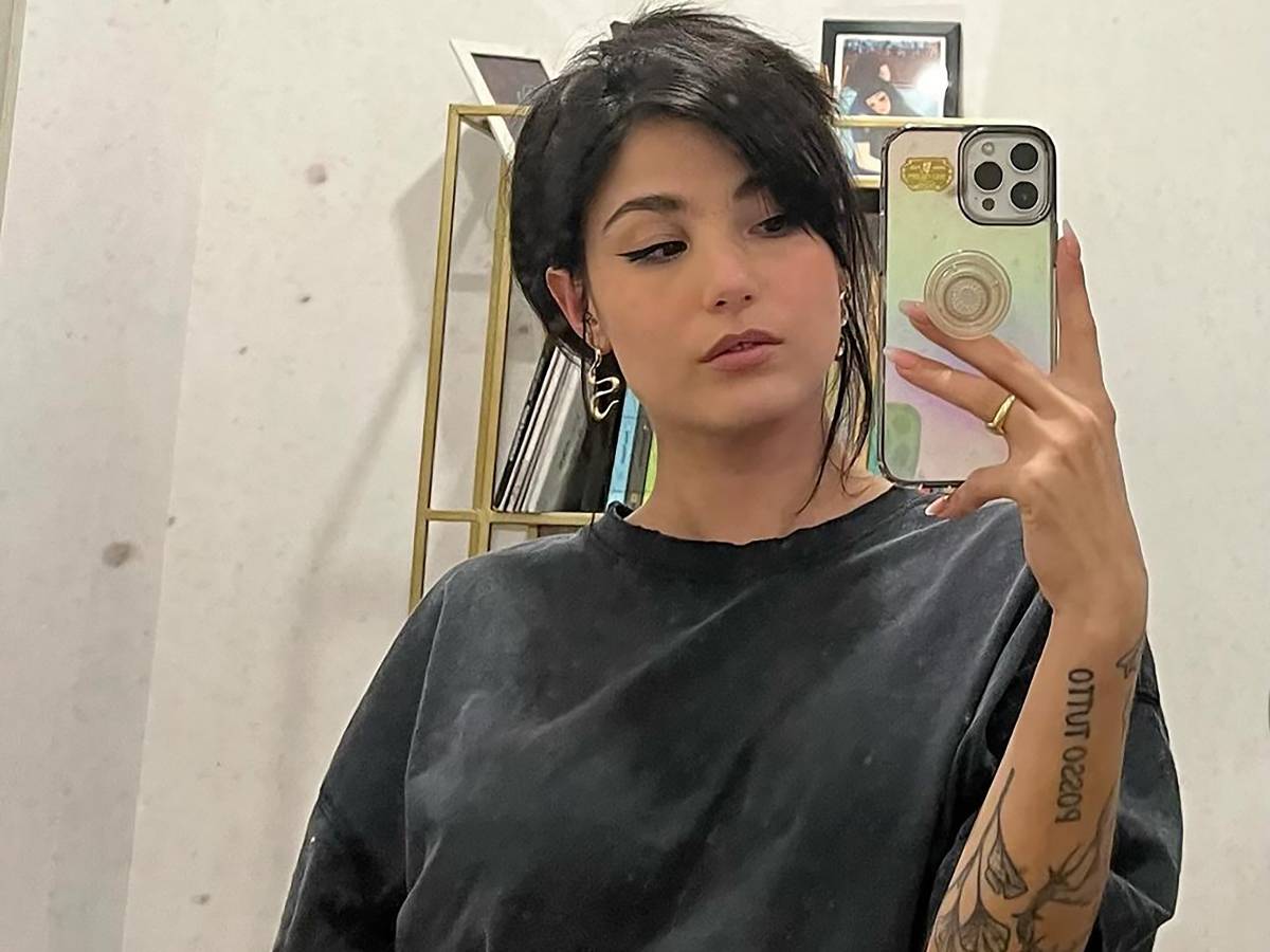giorgia soleri mostra la pancia non sono incinta sono malata si chiama endometriosi da Ilgiornale.it giorgia soleri mostra la pancia non sono incinta sono malata si chiama endometriosi