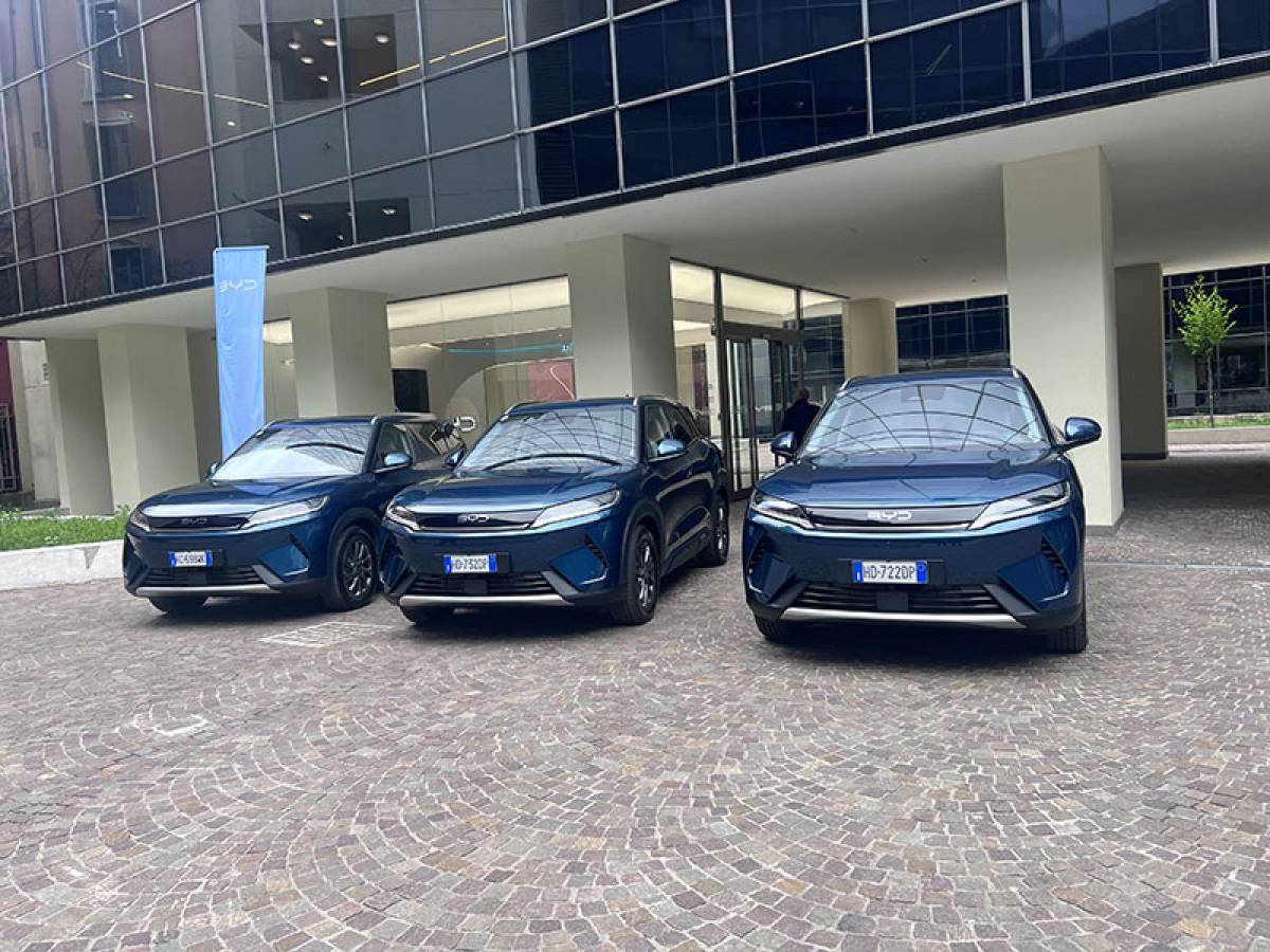 byd atto 2 dm i il suv ibrido che cambia le regole da Ilgiornale.it byd atto 2 dm i il suv ibrido che cambia le regole