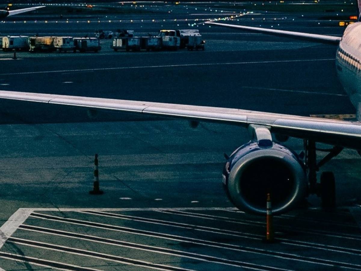il trasporto aereo europeo vale 121 miliardi di euro e 18 milioni di posti di lavoro da Ilgiornale.it il trasporto aereo europeo vale 121 miliardi di euro e 18 milioni di posti di lavoro
