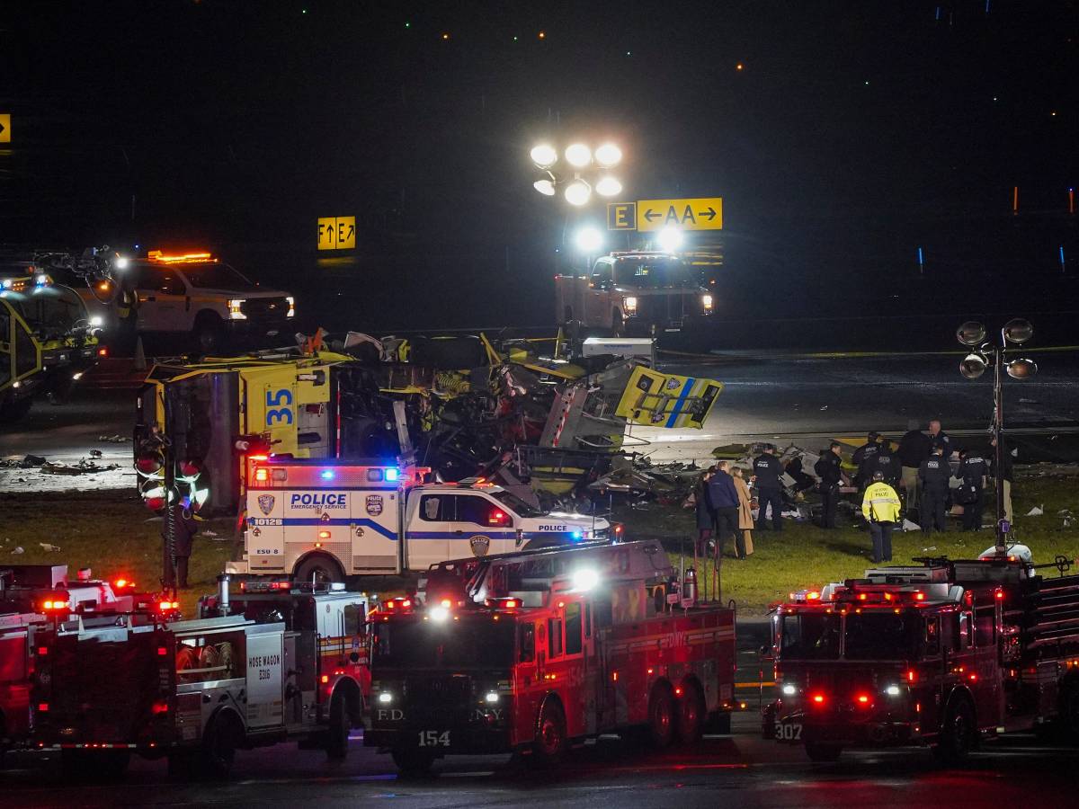 stop stop stop poi l8217impatto e l incidente mortale cos236 gli audio rivelano il disastro aereo a new york da Ilgiornale.it stop stop stop poi l8217impatto e l incidente mortale cos236 gli audio rivelano il disastro aereo a new york