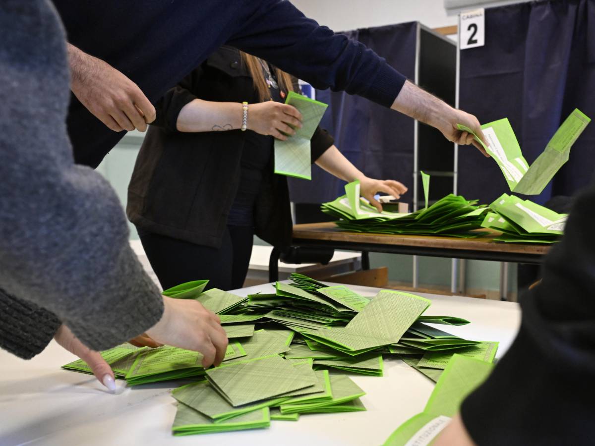 referendum no al 547 vantaggio incolmabile conte esulta bignami l esito non incide sulle sorti del governo da Ilgiornale.it referendum no al 547 vantaggio incolmabile conte esulta bignami l esito non incide sulle sorti del governo