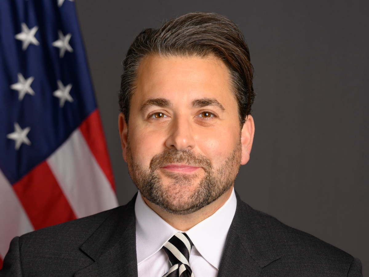 Trump sceglie il “maschio alfa” Nick Adams: chi è e che ruolo avrà nell’amministrazione Trump sceglie il “maschio alfa” Nick Adams: chi è e che ruolo avrà nell’amministrazione